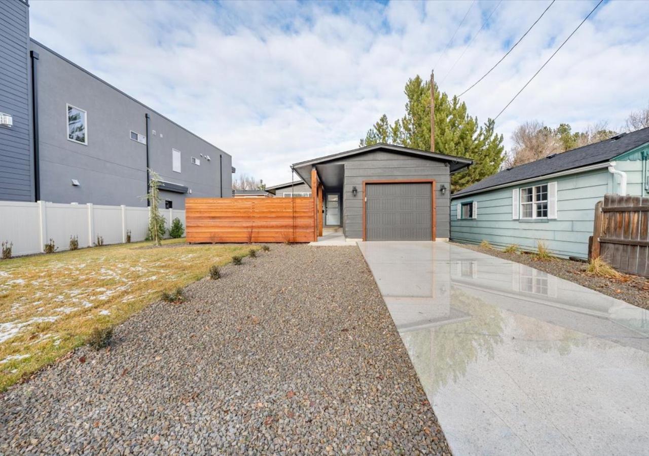Mid Century Modern Boise-River Bungalow W/ Hot Tub Exterior photo